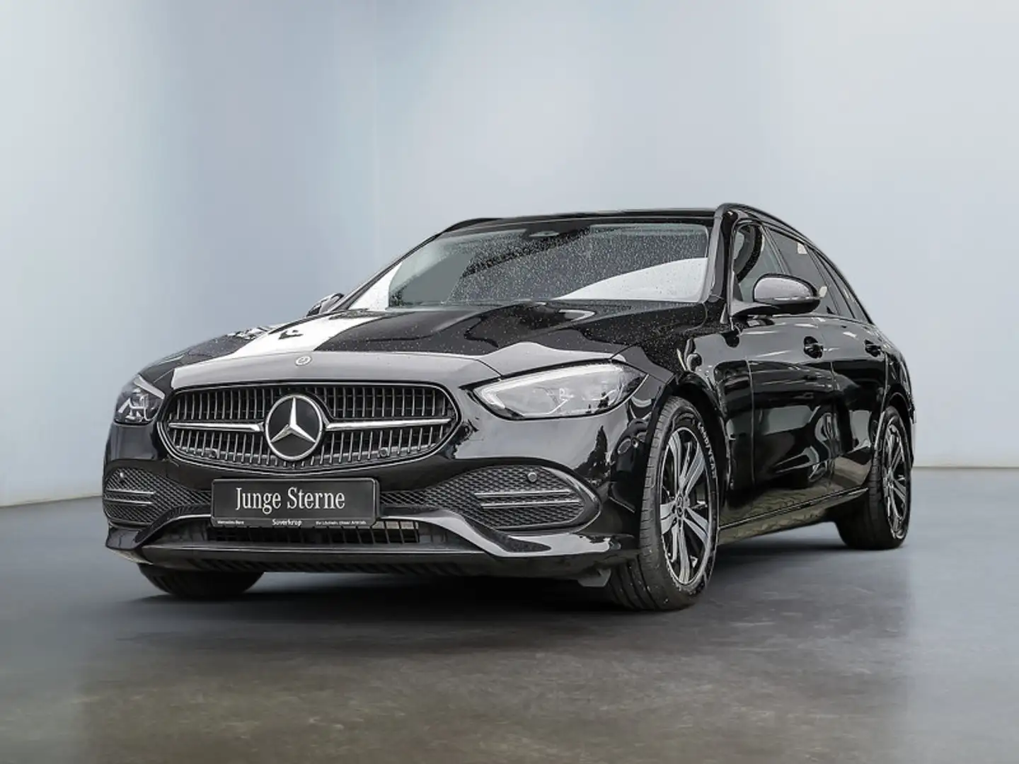 Mercedes-Benz C 200 d T // AVANTGARDE NIGHT DISTR KAMERA SPUR Schwarz - 2