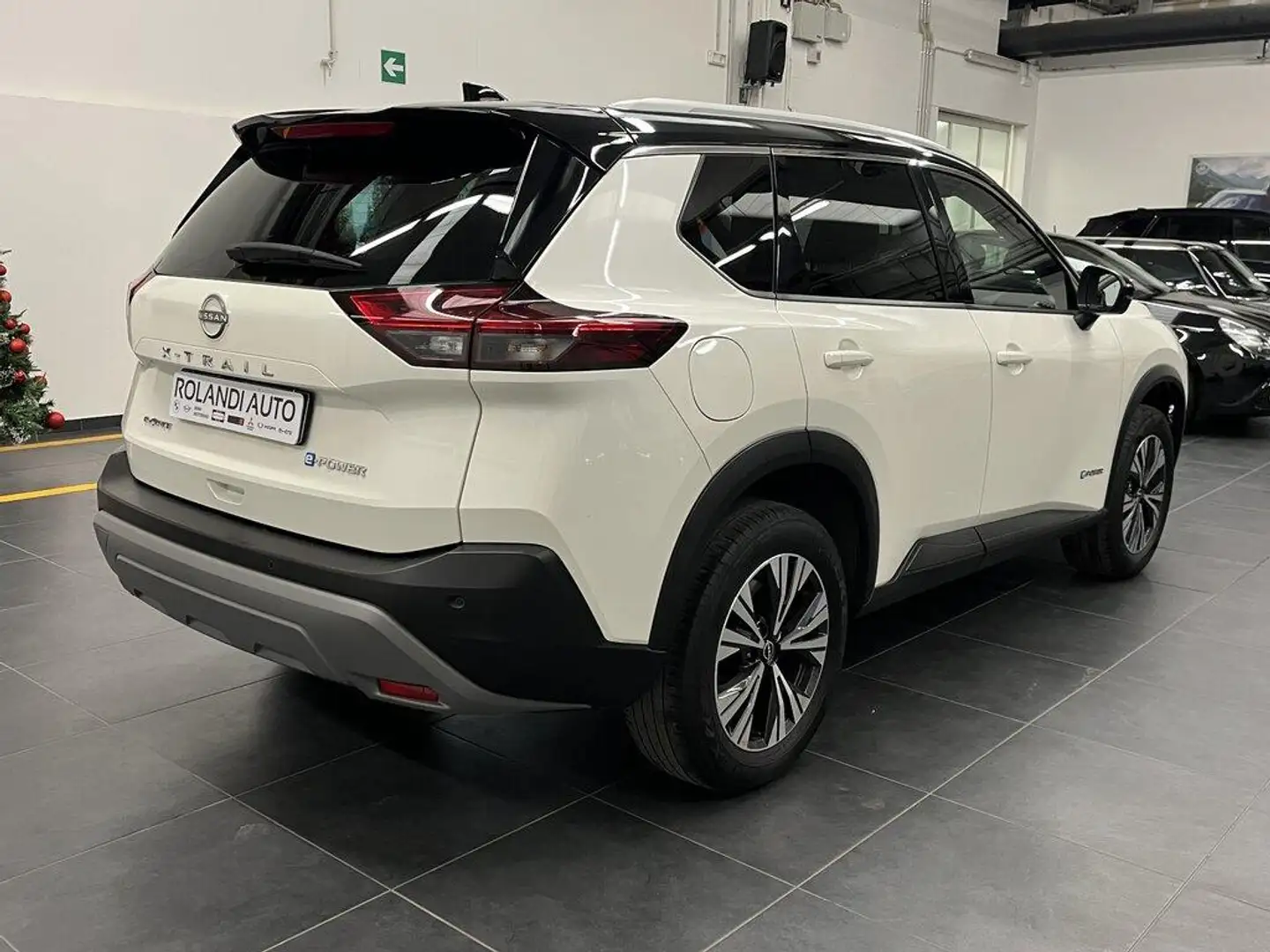 Nissan X-Trail 1.5 e-power Acenta e-4orce 4wd 7p.ti Bianco - 2