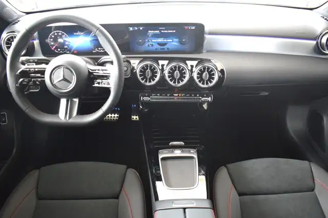 Mercedes-Benz A-Class view 15