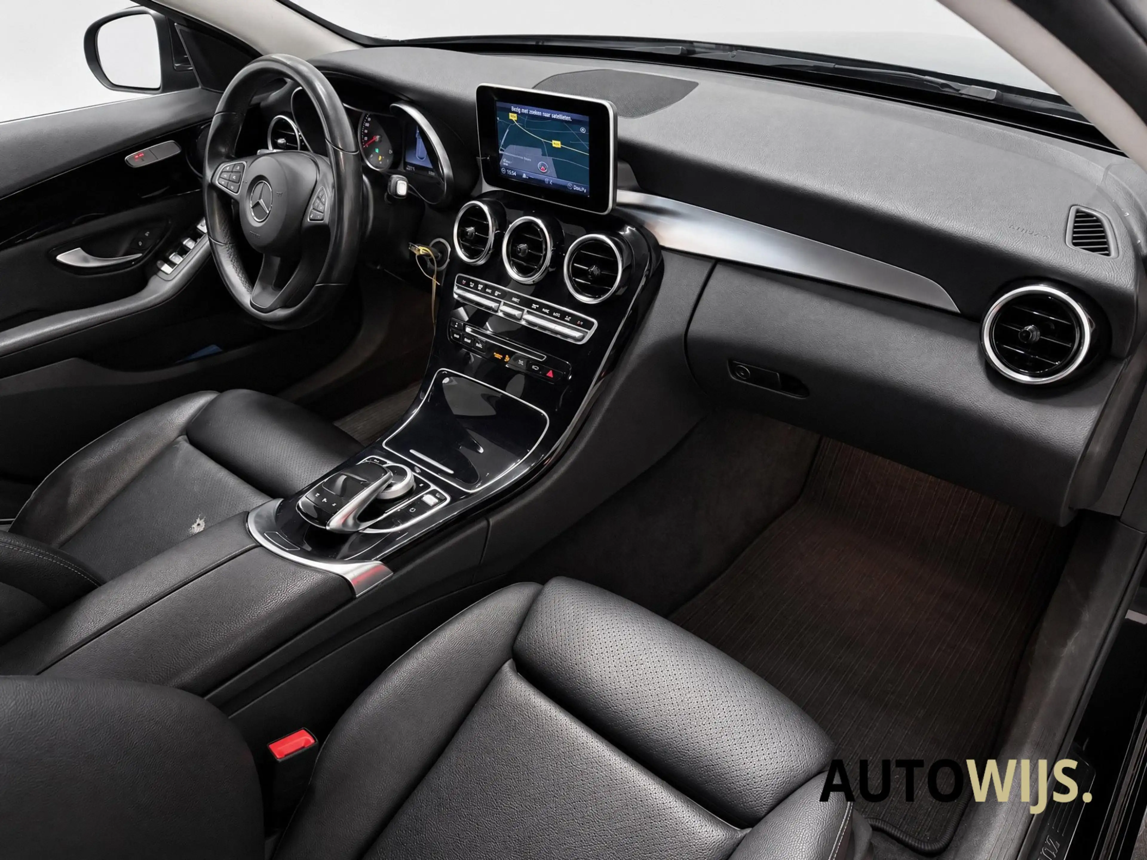Mercedes-Benz C 200 Estate Premium Plus|LED|LEDER|TREKHAAK|AUT|NAVI|GO — photo 17