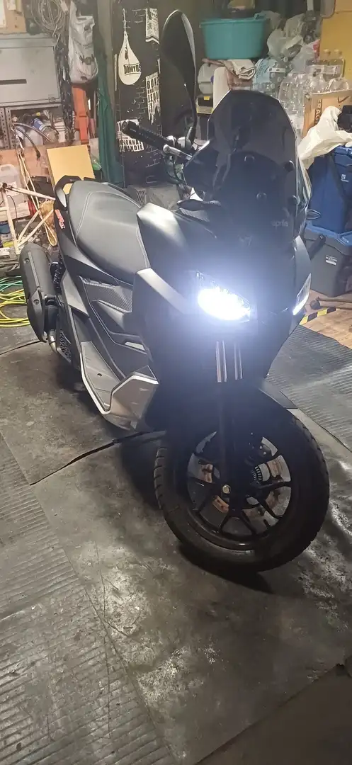 Aprilia SR GT 200 Nero - 1