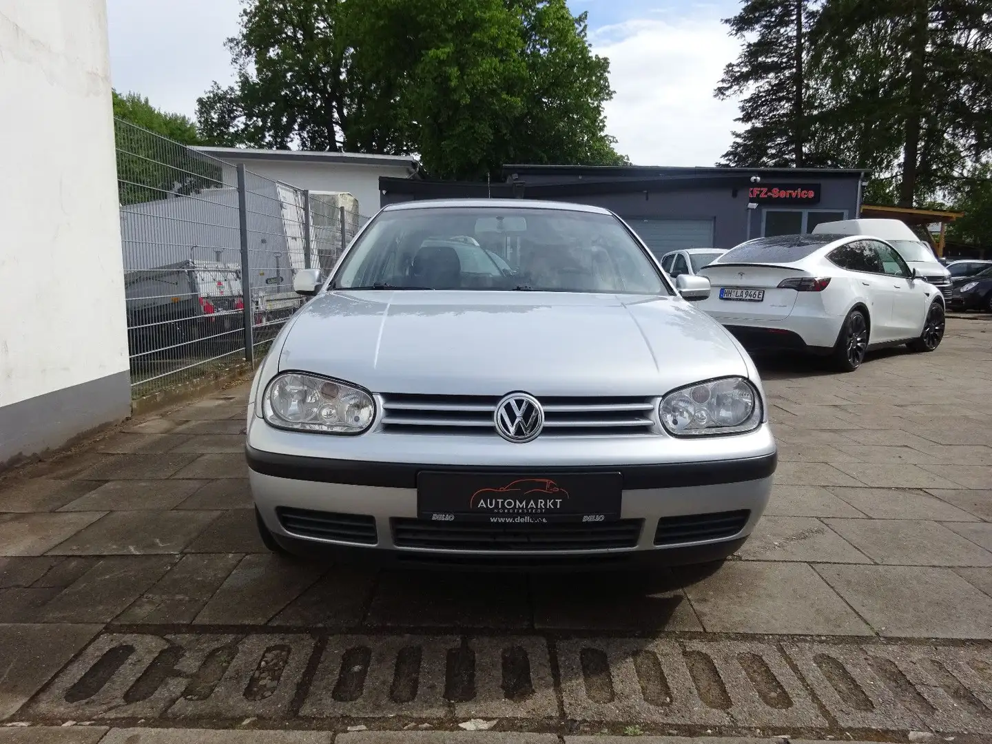 Volkswagen Golf 1.4 Champ/2-Hand/Tüv 02.2027 Zilver - 2