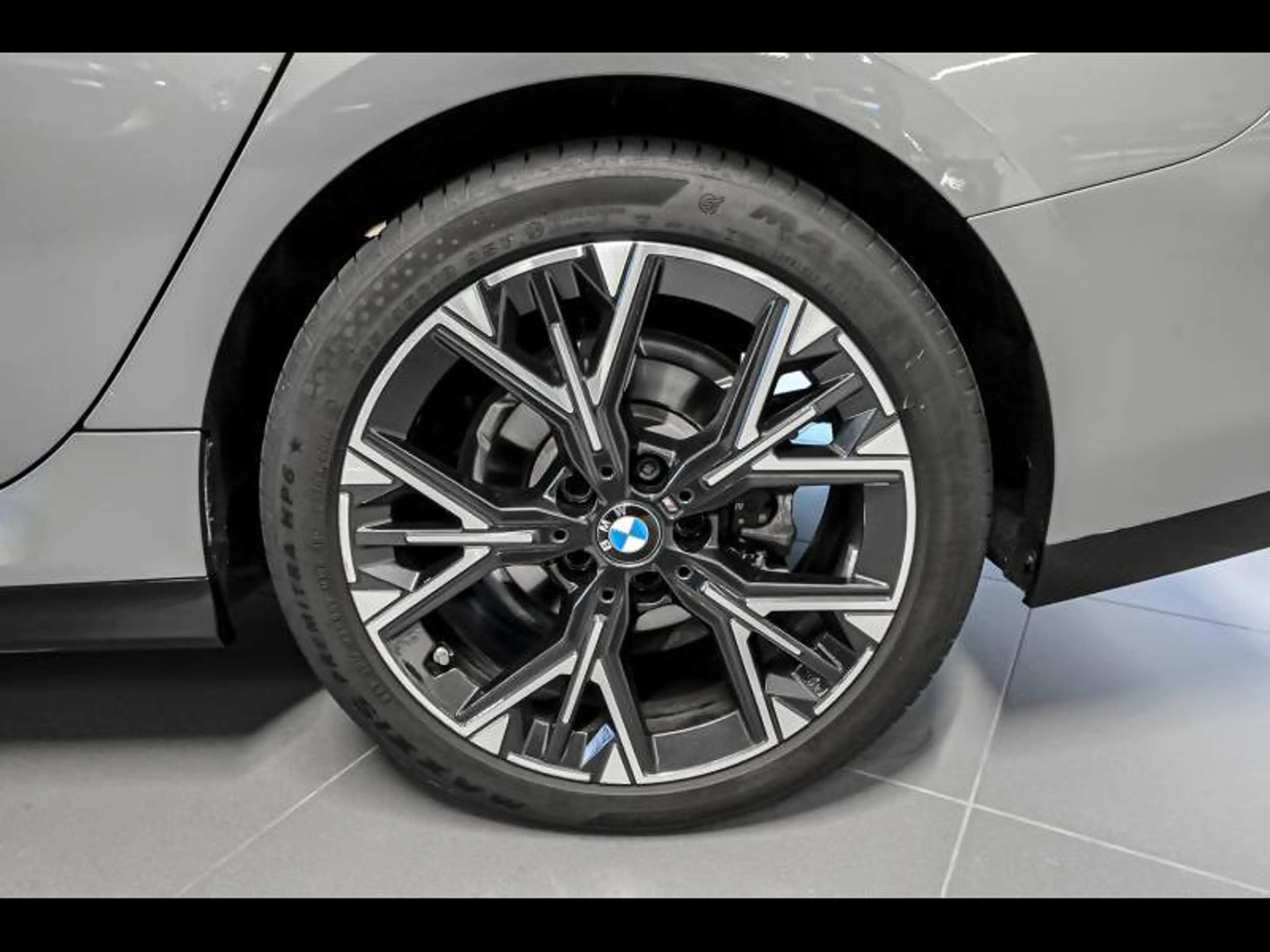 BMW 216 Gran Coupé — photo 8