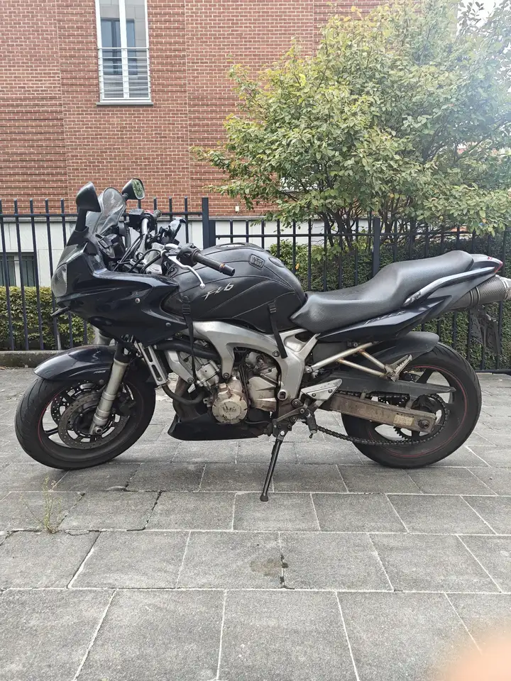 Yamaha FZ 6