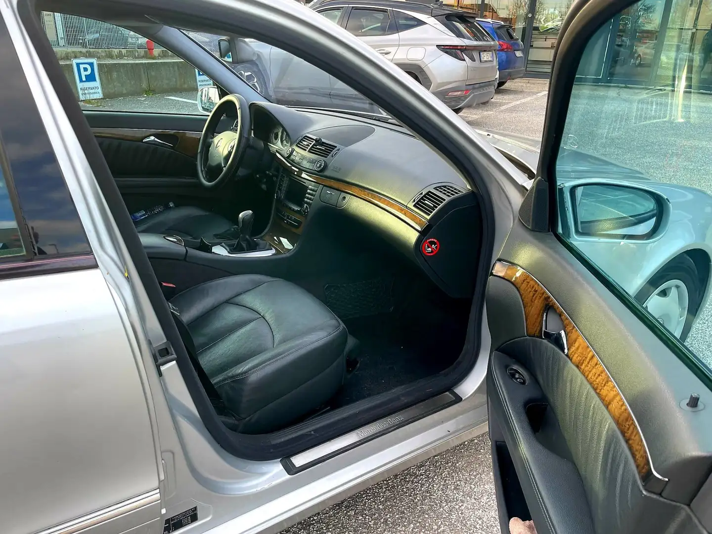 Mercedes-Benz E 270 CDI Avantgarde - 1