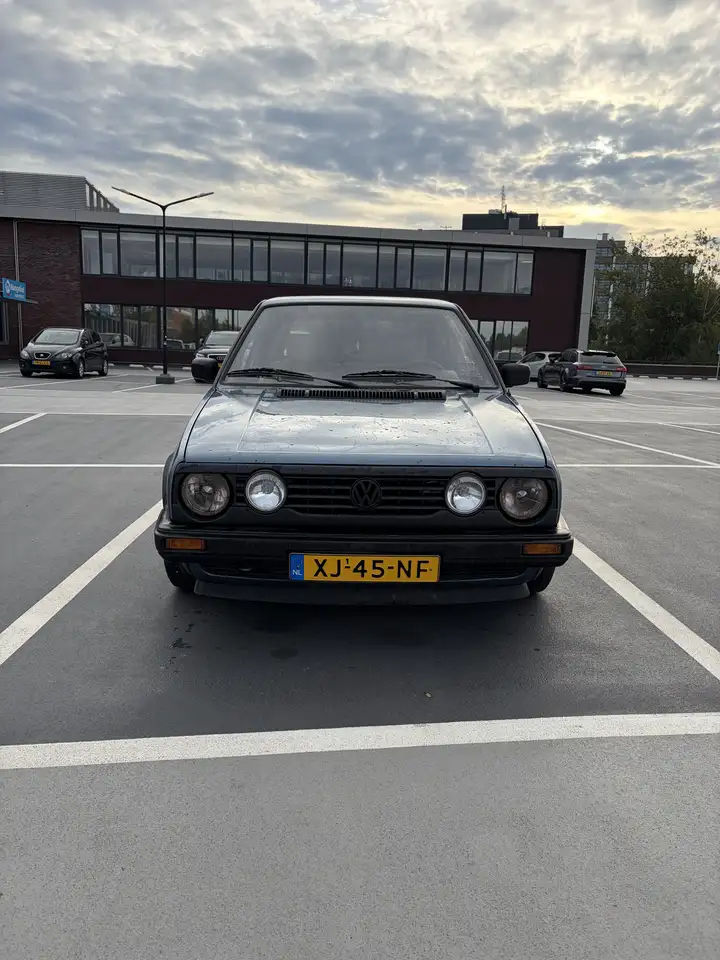 Volkswagen Golf 1.3, foto 2