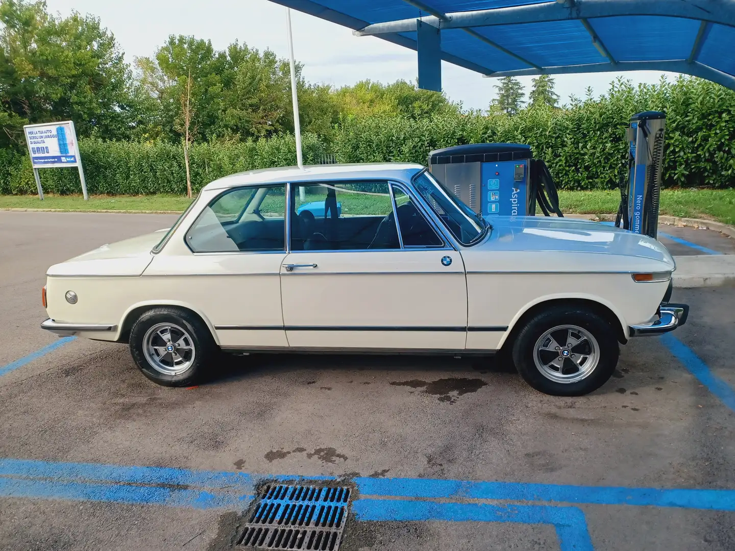 BMW 2002 2000 c.c. Beyaz - 2