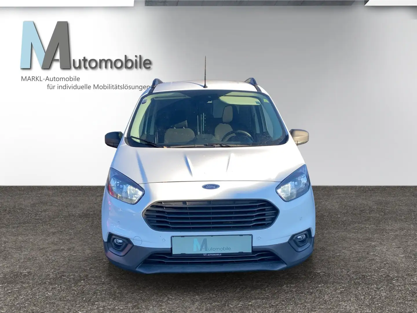 Ford Transit Courier Trend Weiß - 2