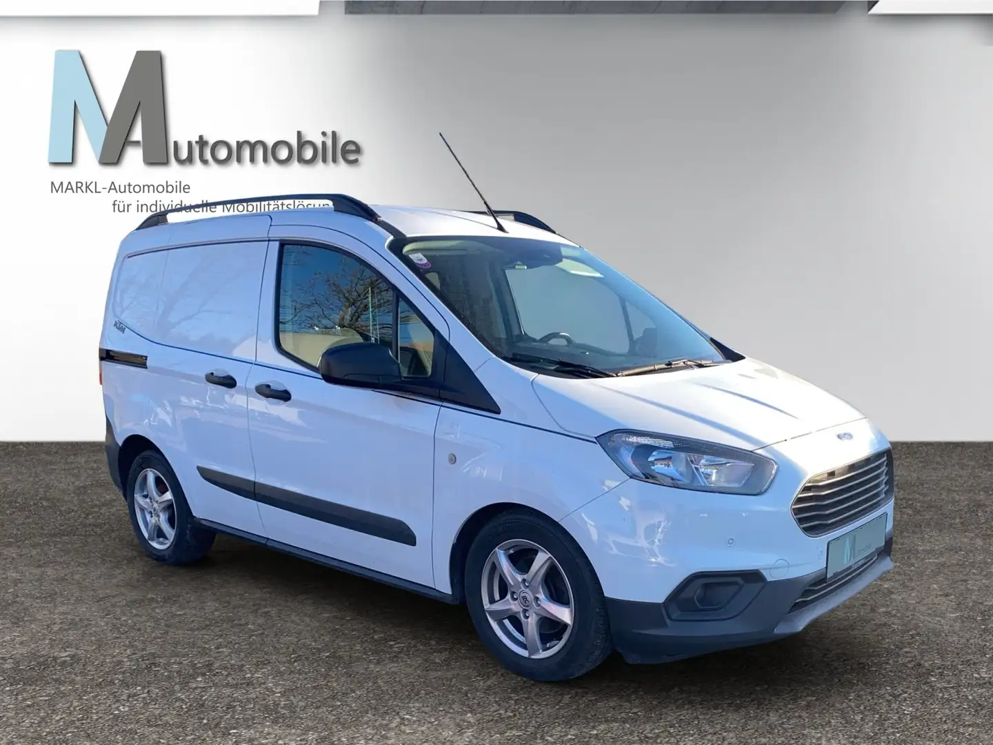 Ford Transit Courier Trend Weiß - 1