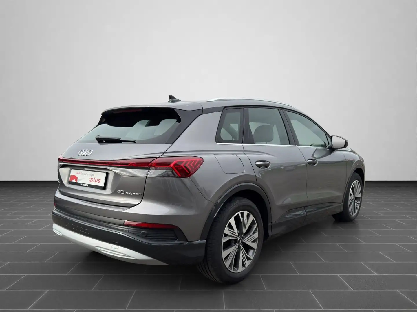 Audi Q4 e-tron 150 KW NAVI PDC SHZ LED Grau - 2