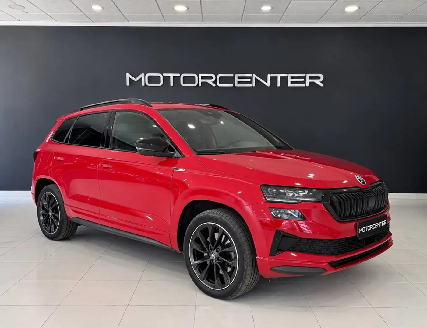 Skoda Karoq 1.5 TSI Sportline ACT DSG 110KW Rojo - 1