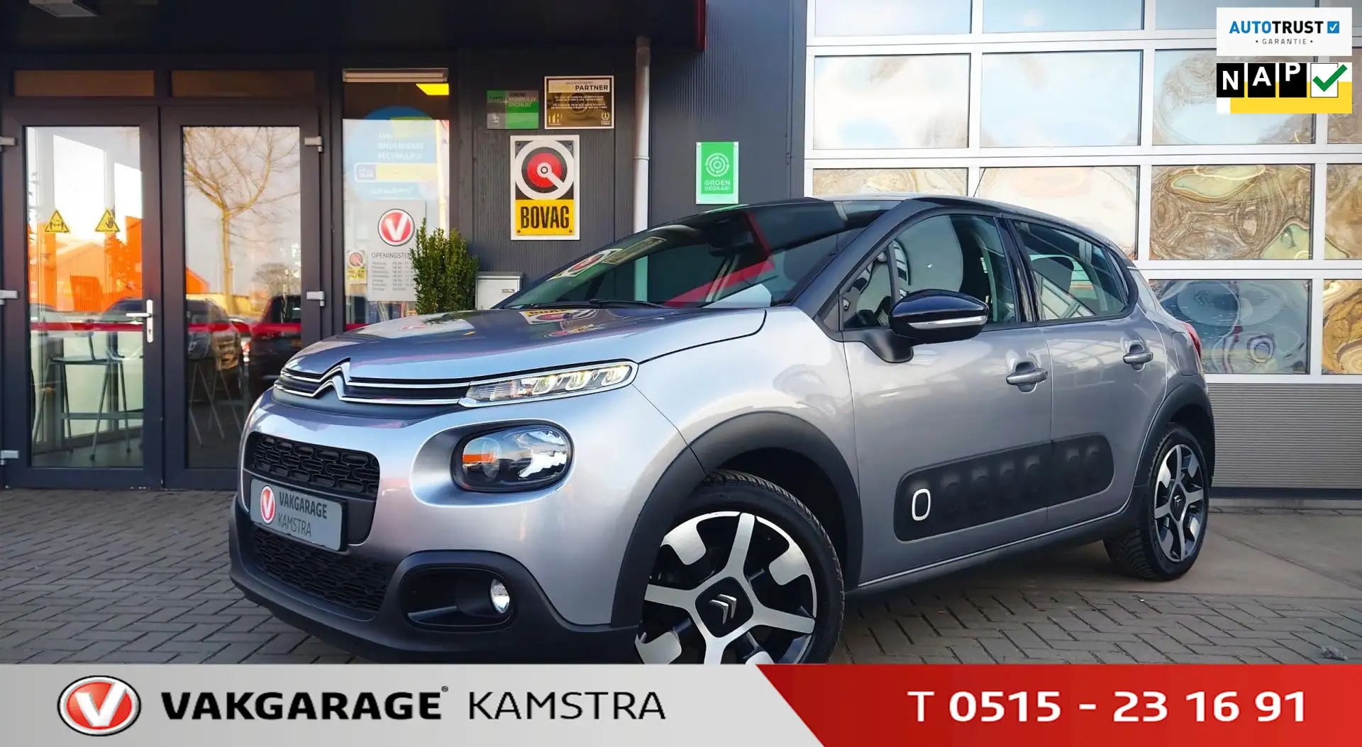 Citroen C3 1.2 PureTech S&S Shine NAP Clima/Cruise/Navi/PDC Gris - 1