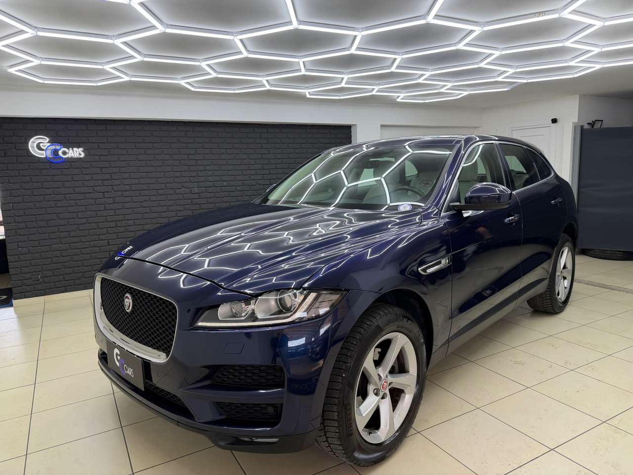 Jaguar F-Pace 2.0d i4 Portfolio 180cv auto my19