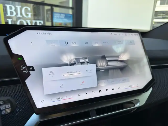 BMW Ix3 view 9