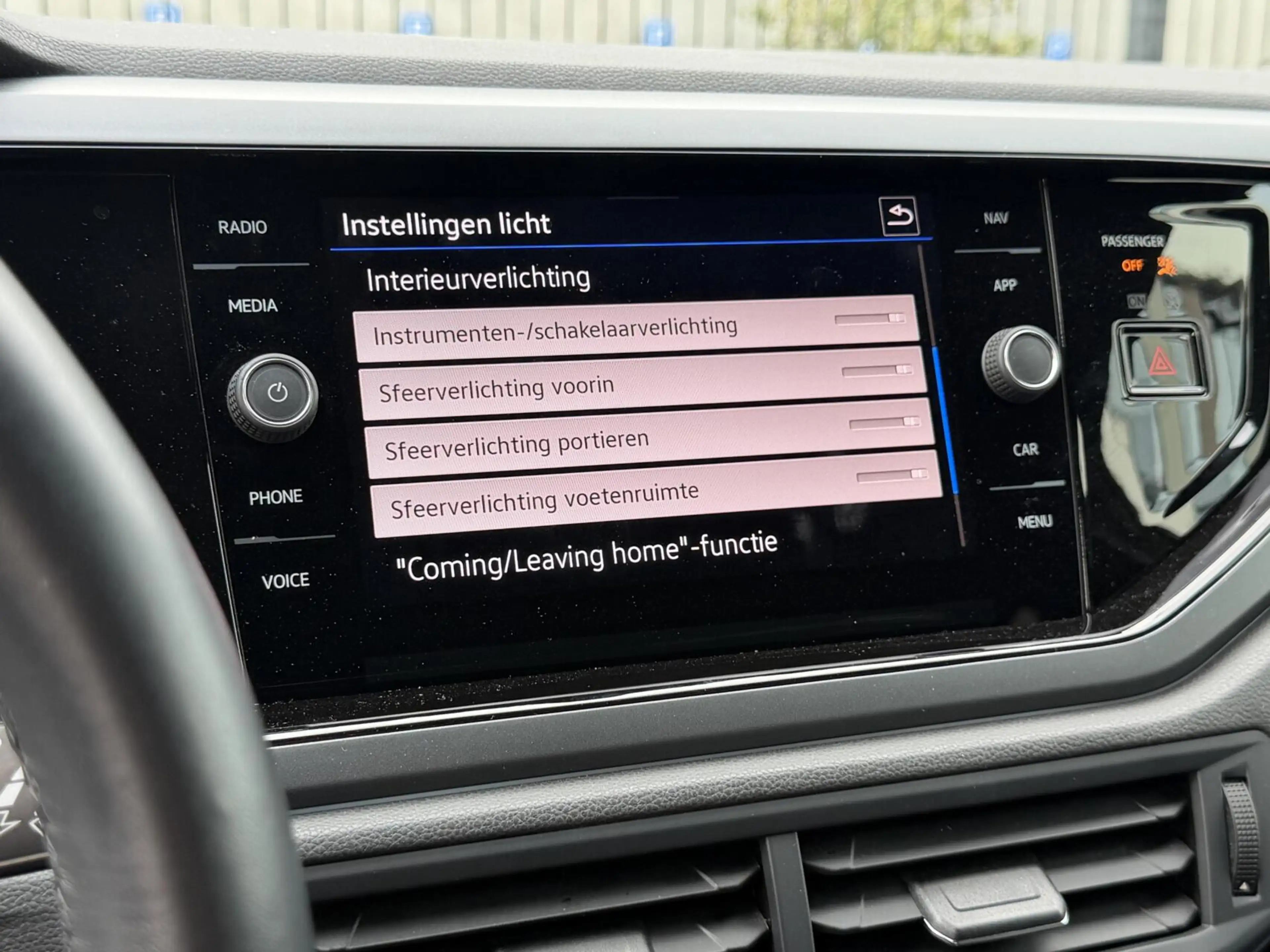 Volkswagen Taigo 1.0 TSI R-Line Blackstyle|IQ|Beats|Camera| — photo 28