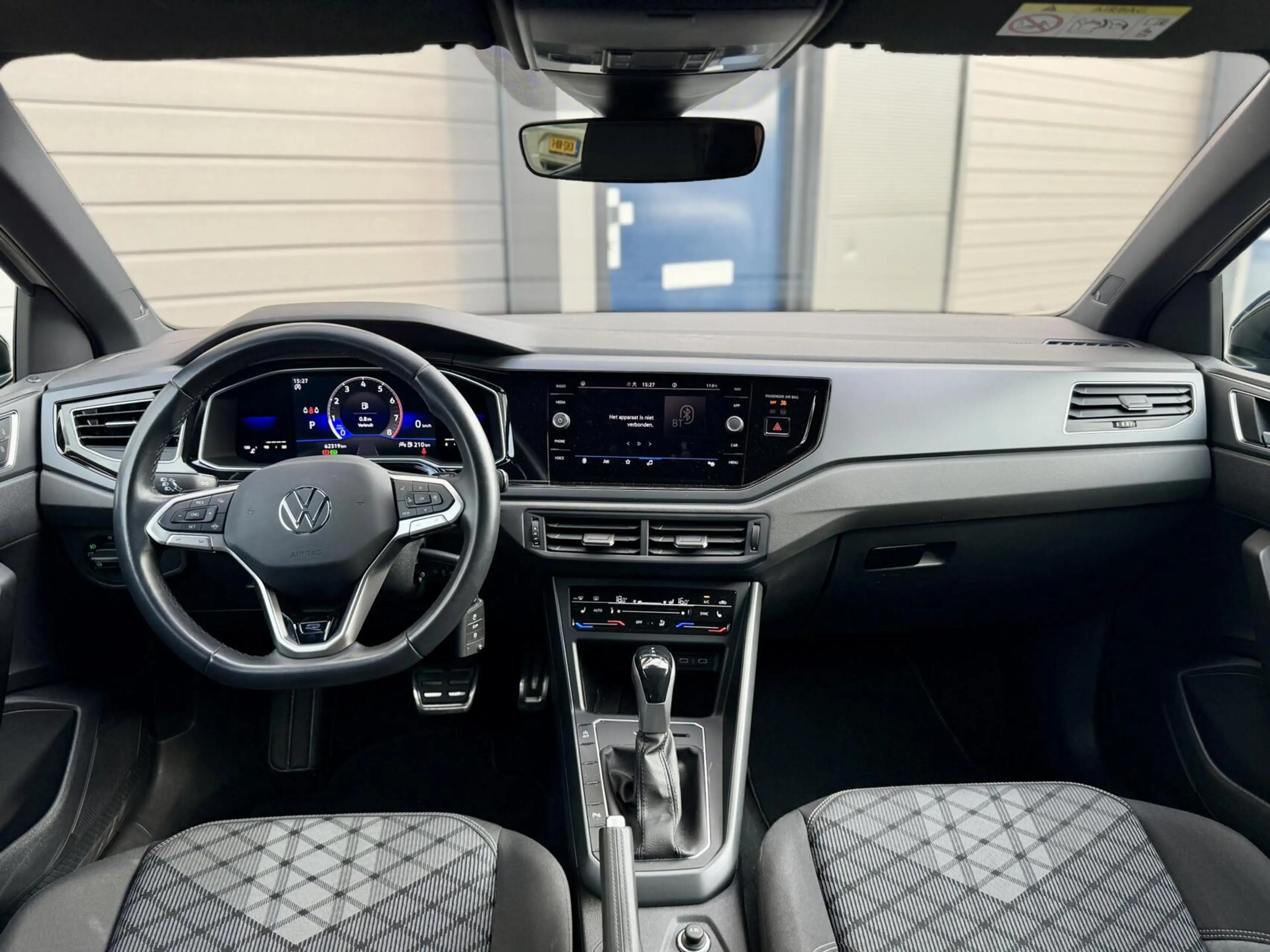 Volkswagen Taigo 1.0 TSI R-Line Blackstyle|IQ|Beats|Camera| — photo 6