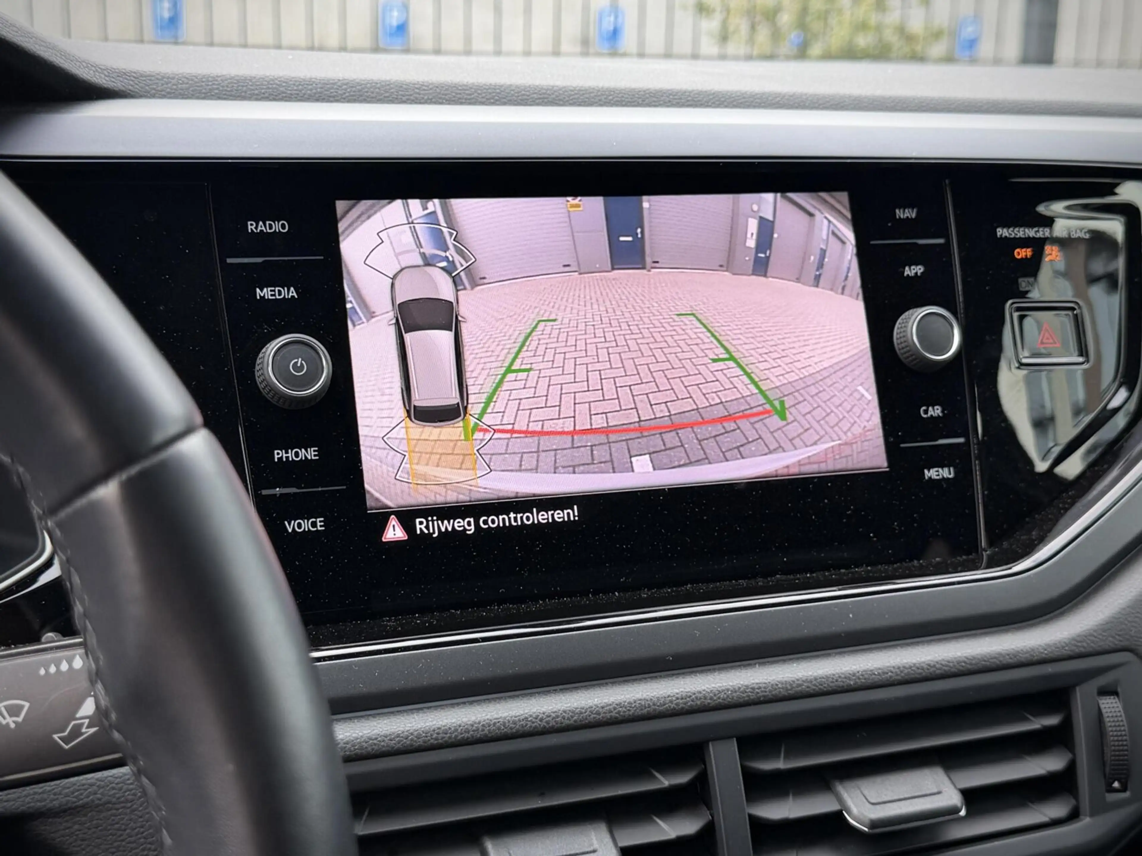 Volkswagen Taigo 1.0 TSI R-Line Blackstyle|IQ|Beats|Camera| — photo 25