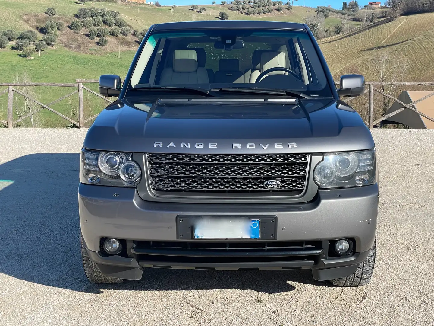 Land Rover Range Rover Range Rover III 2010 4.4 tdV8 Vogue SE auto Grigio - 2