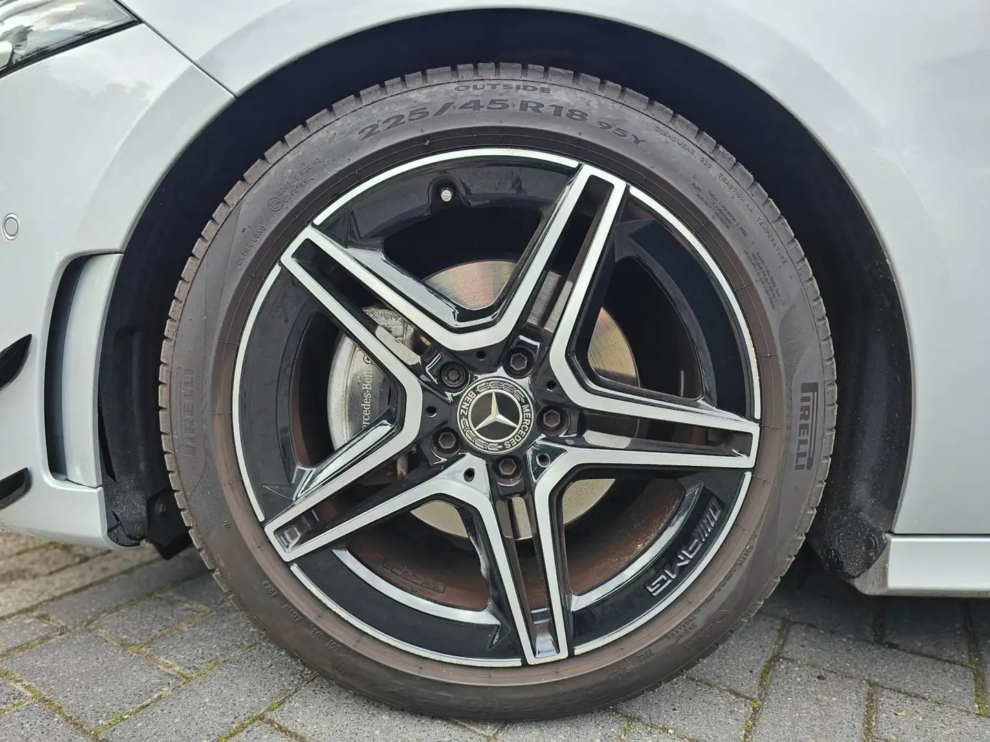 Mercedes-Benz A 180 AMG |A45 uitgevoerd|A35|Lage km stand! Gris - 2