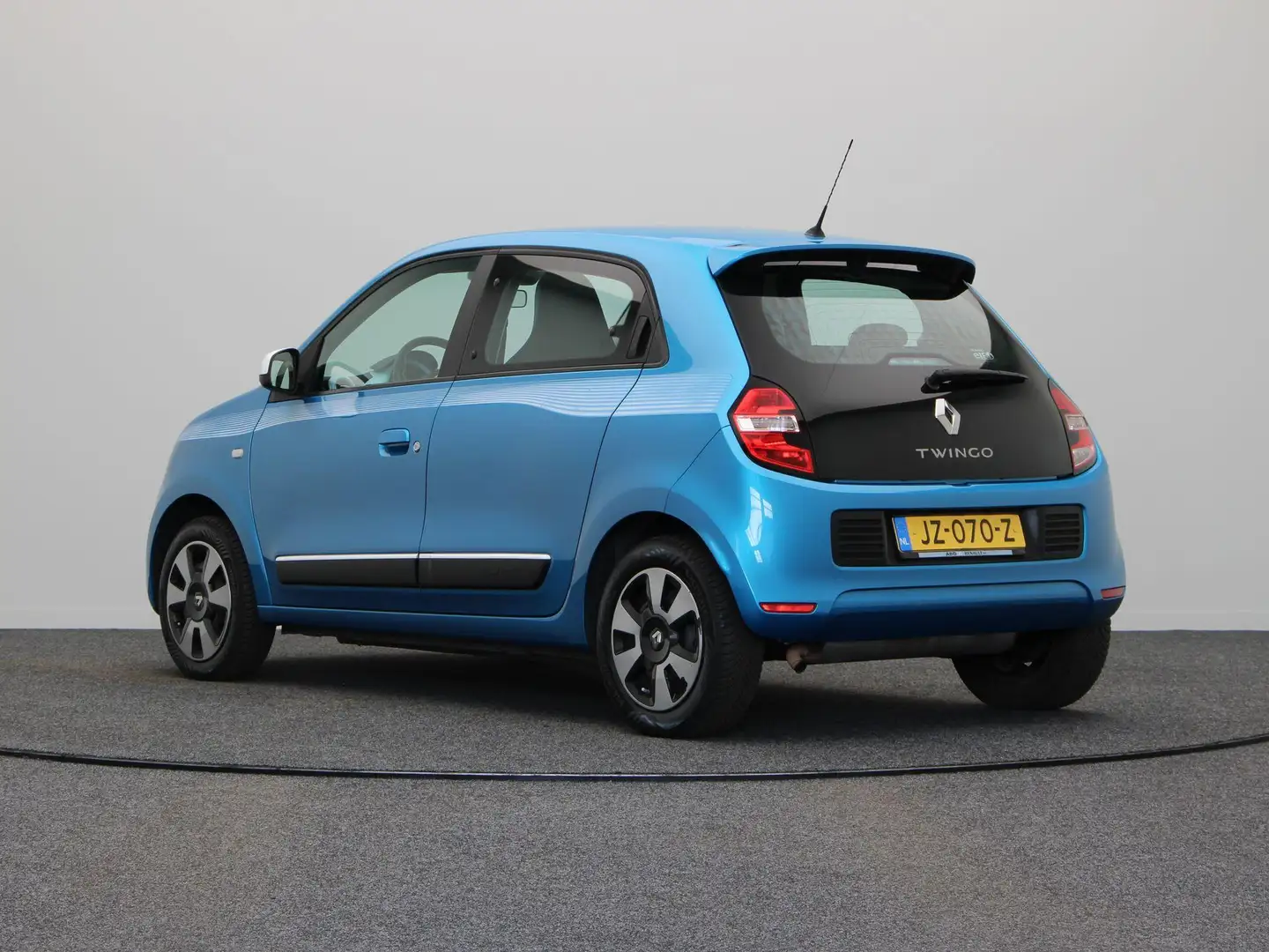Renault Twingo TCe 90pk Expression | Bluetooth | Limiter | Dealer Blauw - 2