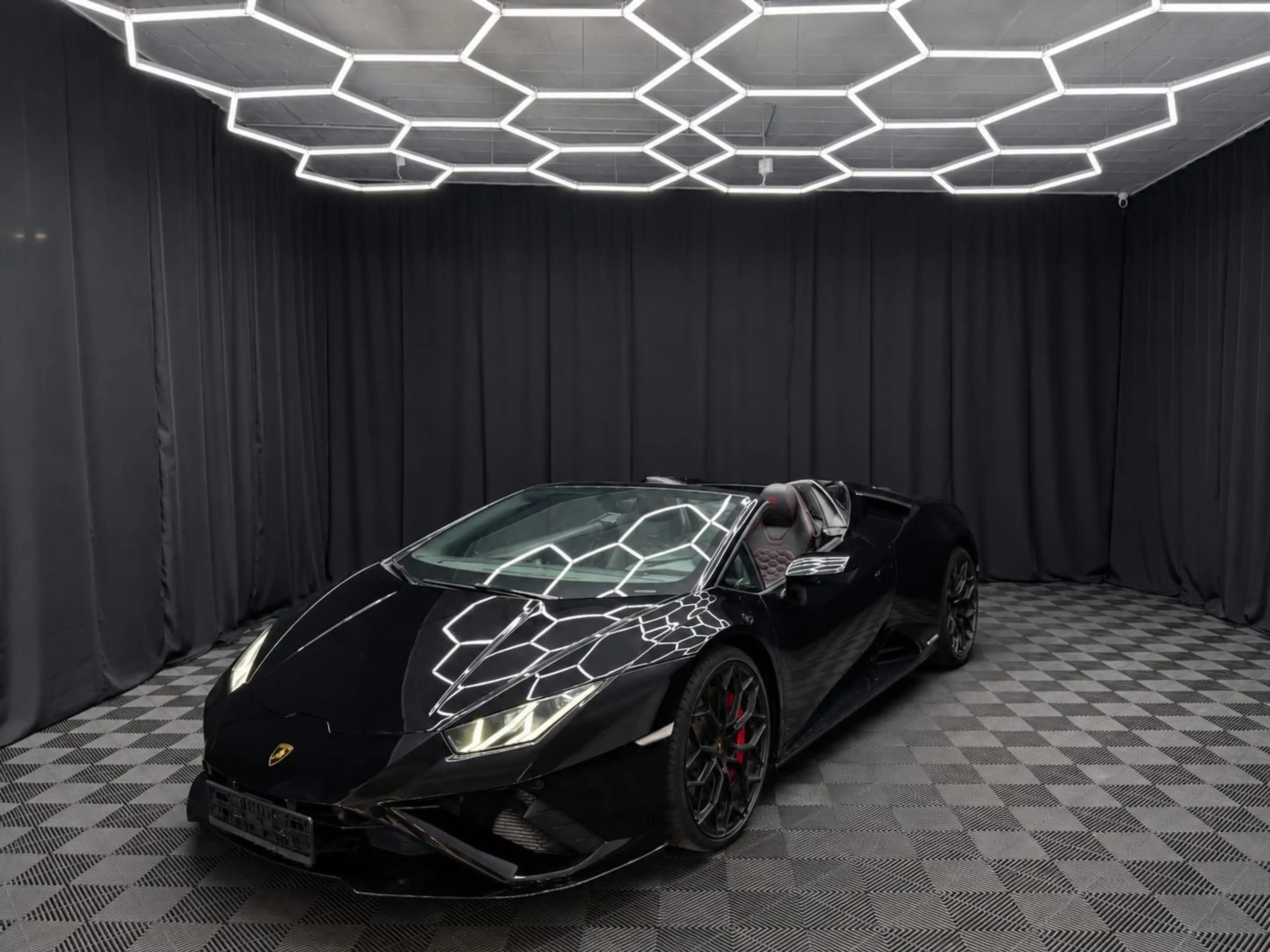 Lamborghini Huracán EVO RWD Spyder*LIFT*FORGED*NERO NOCTIS