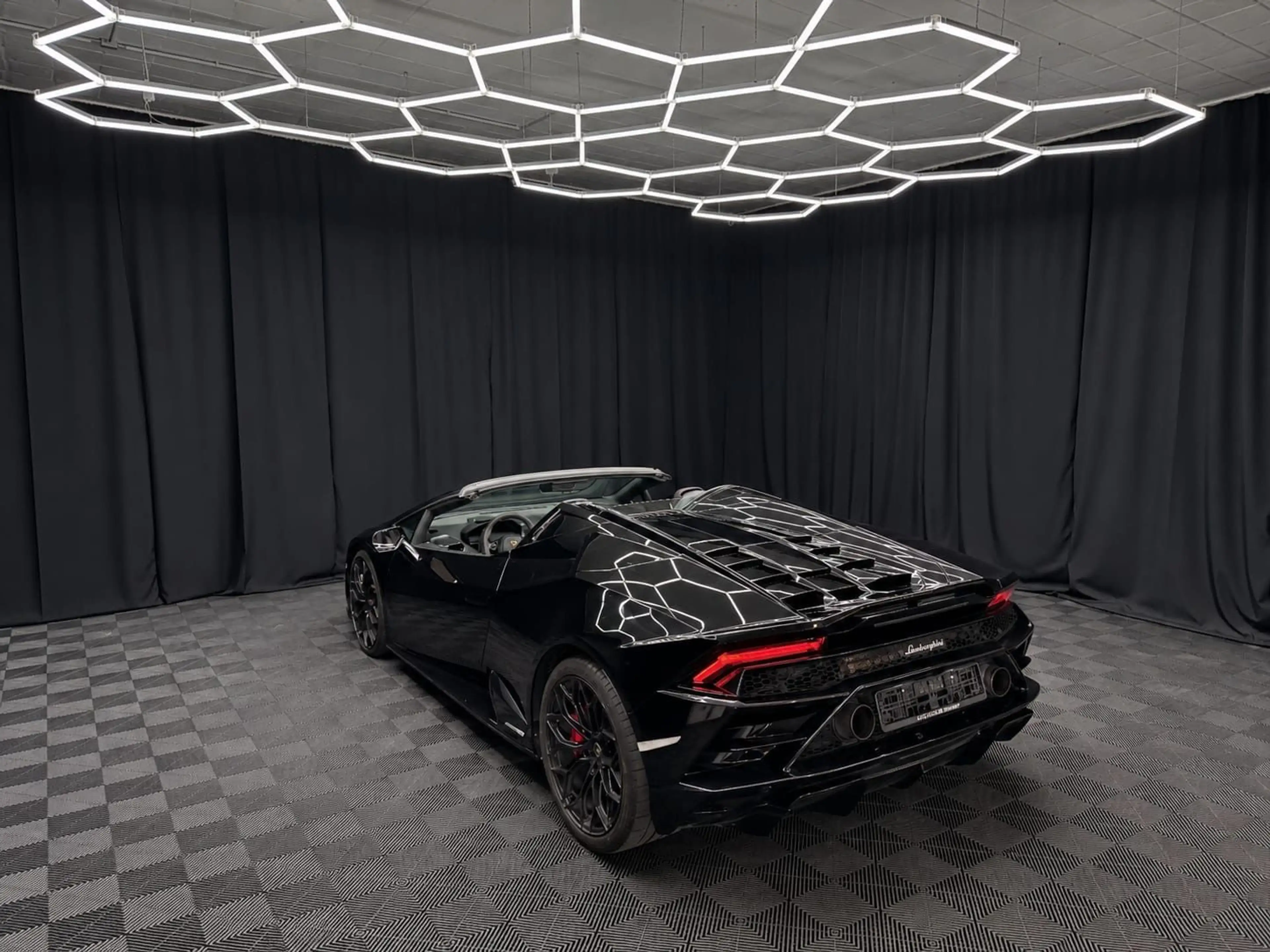 Lamborghini Huracán EVO RWD Spyder*LIFT*FORGED*NERO NOCTIS — photo 11