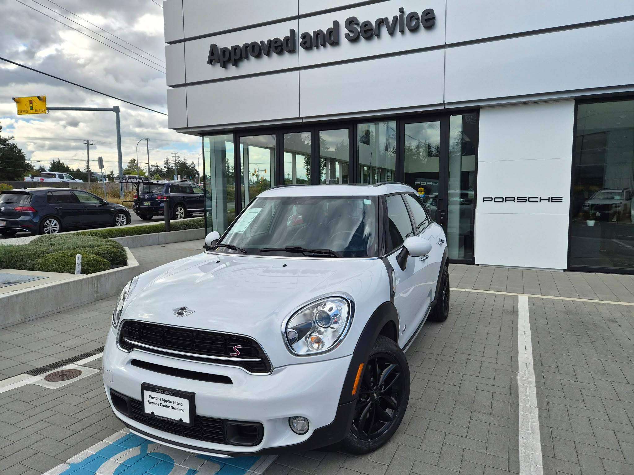 2016 MINI Countryman ALL4 (Not Available for Order) Navigation|Bluetoot