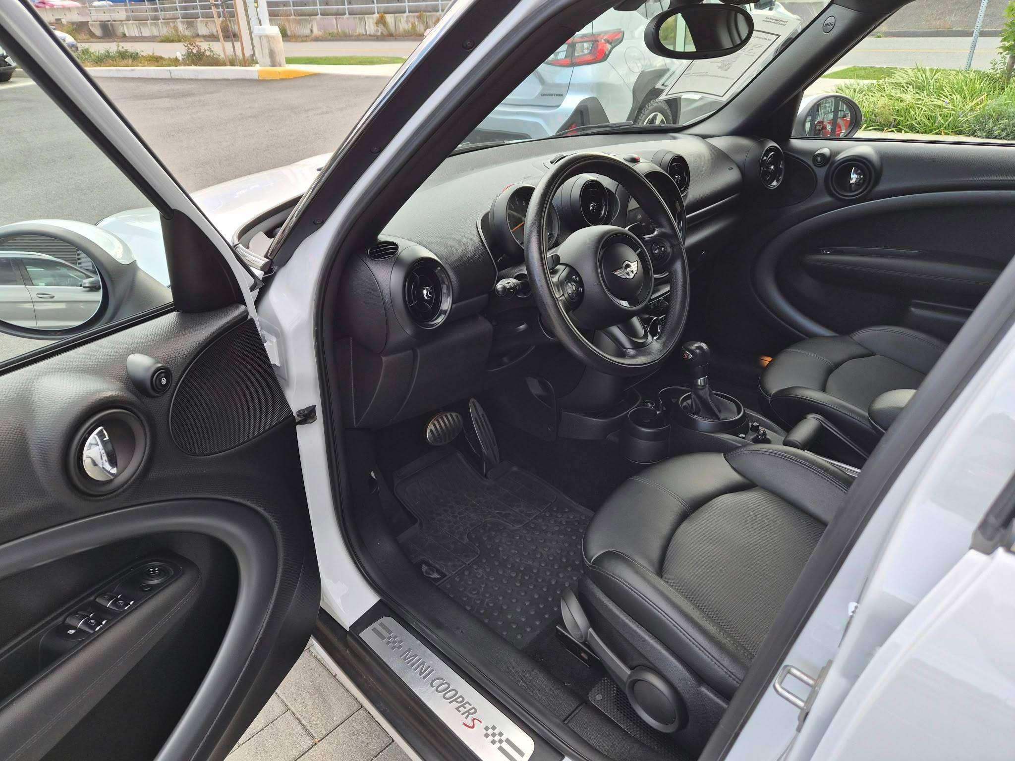 2016 MINI Countryman ALL4 (Not Available for Order) Navigation|Bluetoot — снимка 1