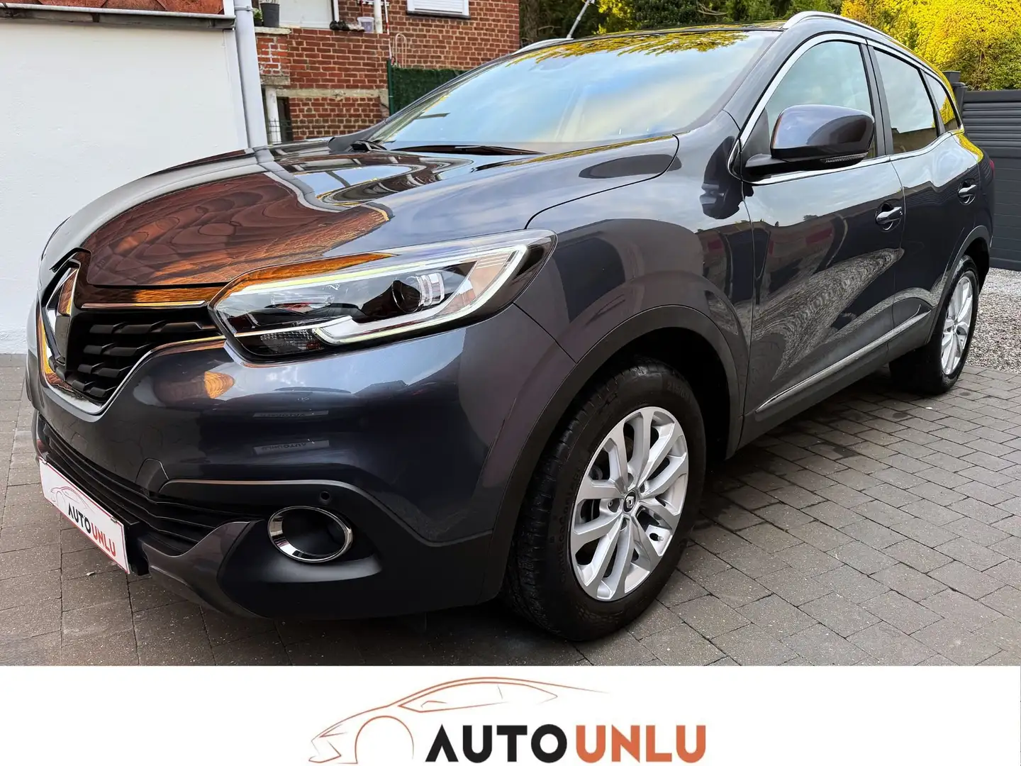 Renault Kadjar Kadjar 1.2 // 1er PROPRIETAIRE // EURO 6b // Gris - 1