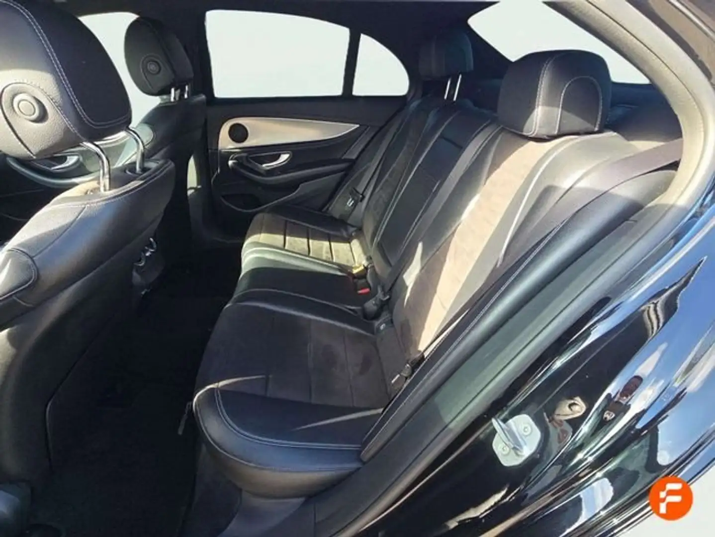 Mercedes-Benz E 220 d Negro - 2