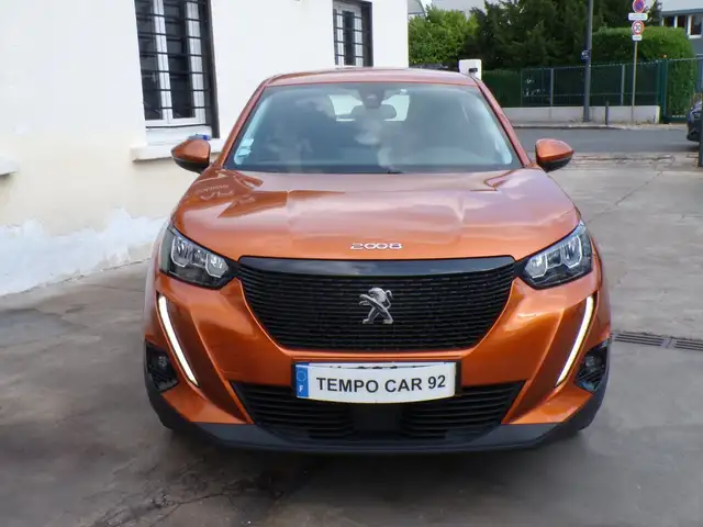 Peugeot 2008 view 2