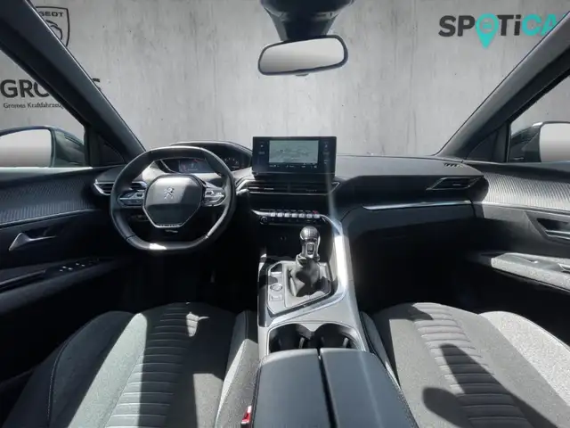 Peugeot 5008 view 12