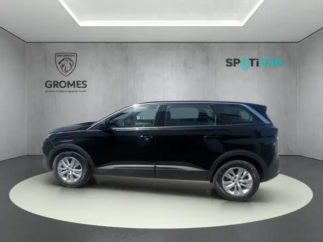 Peugeot 5008 view 6