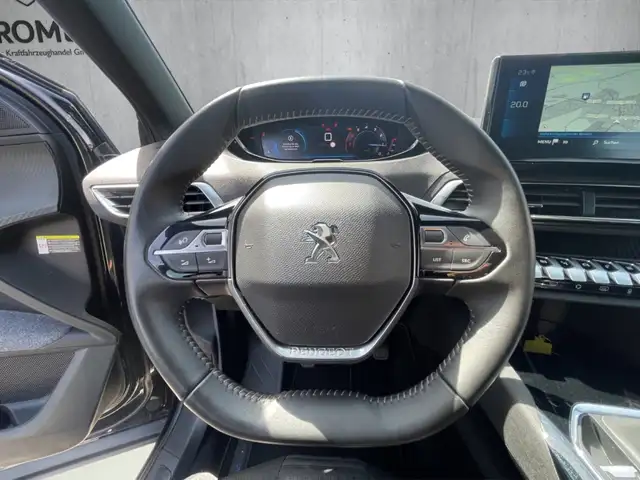 Peugeot 5008 view 10