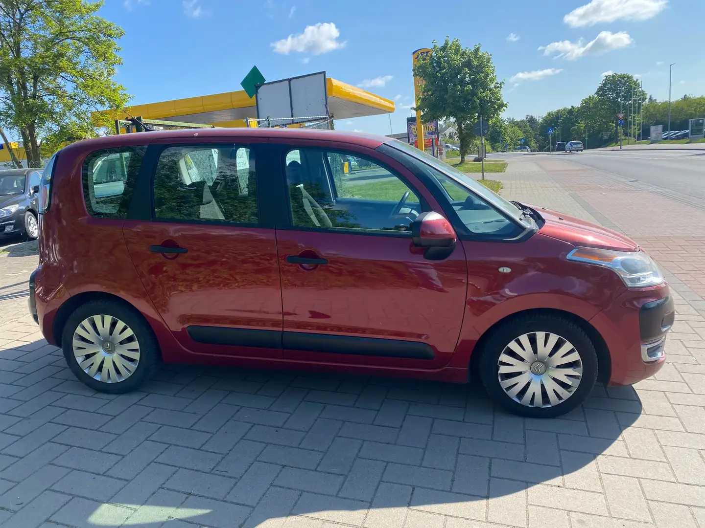 Citroen C3 Picasso Tendance Red - 1
