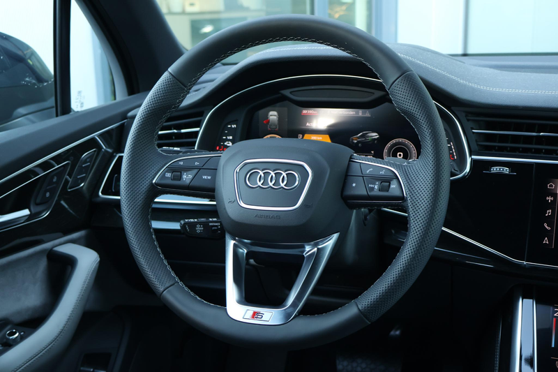 Audi Q7 55 TFSI e quattro Pro Line S / Memory / Headup — photo 15
