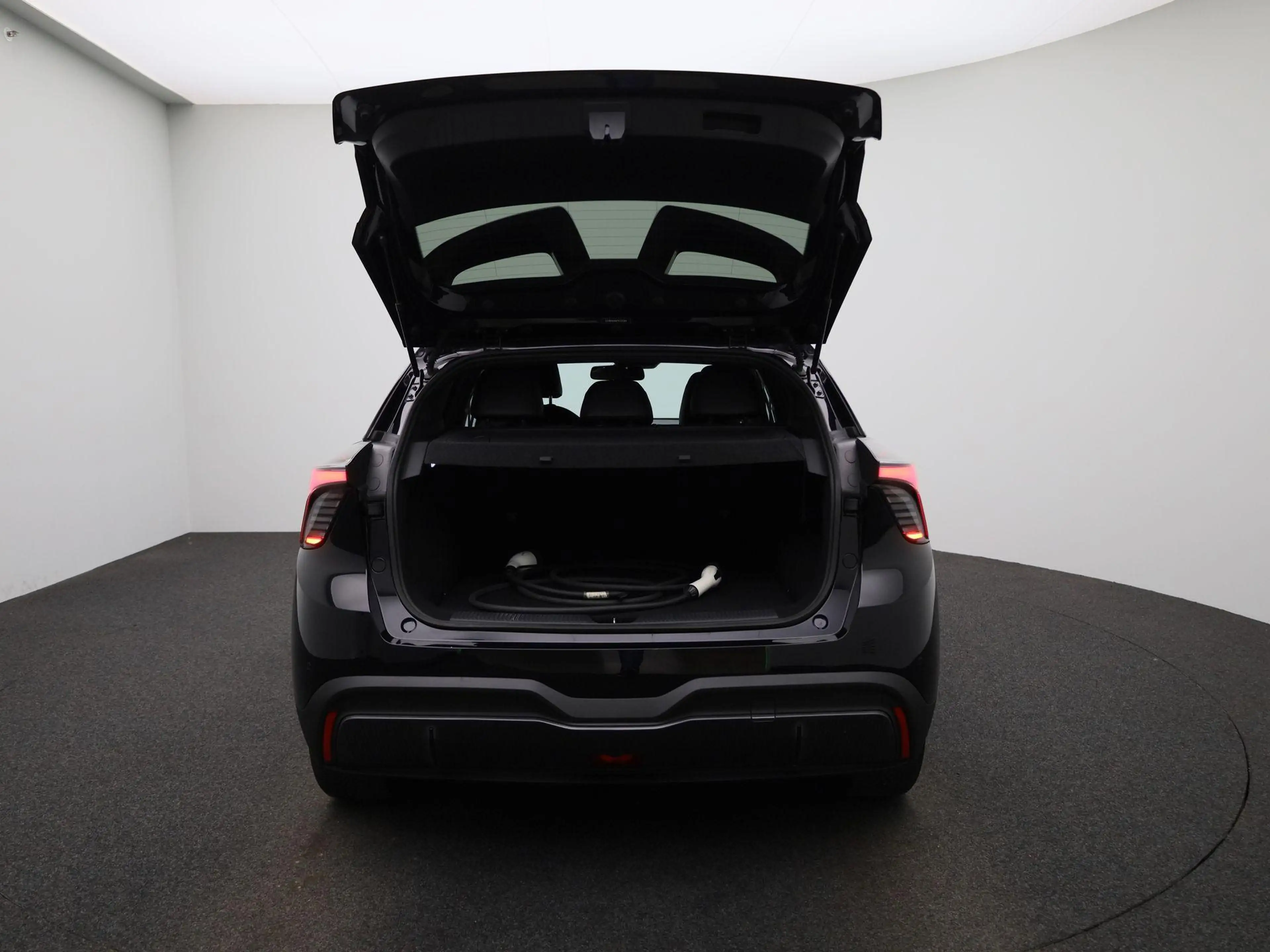MG MG4 Long Range Luxury 64 kWh | Navi | Led Koplampen | — photo 11