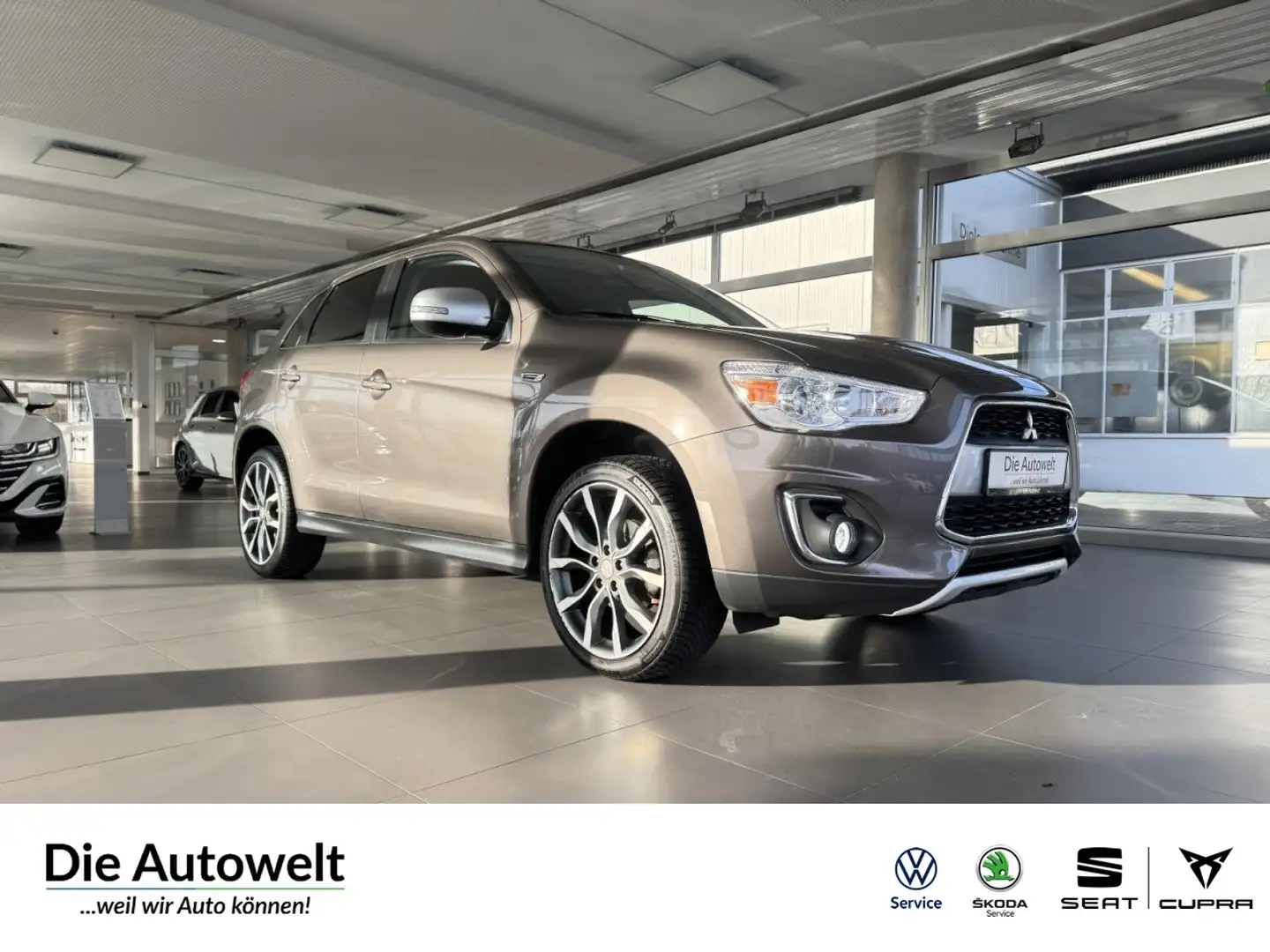 Mitsubishi ASX Intense 2WD SPORT 1.6 NAVI SHZG XENON R-KAM Braun - 1