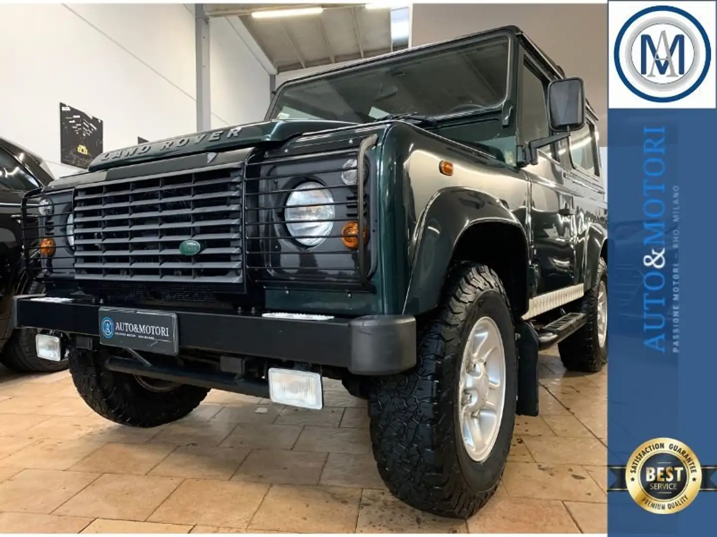 Land Rover Defender Defender 90 2.4 td S SW Зелений - 1