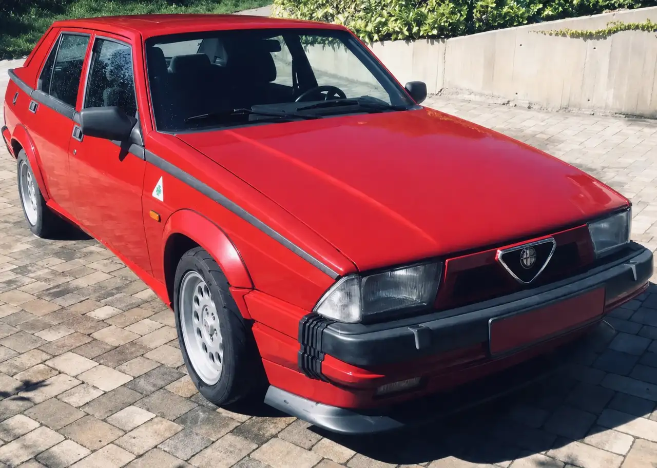 Alfa Romeo 75 3.0 V6 QV, foto 6
