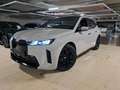 BMW iX 45E - M SPORT PRO - SKY LOUNGE - HARMAN-KARDON Gris - thumbnail 2
