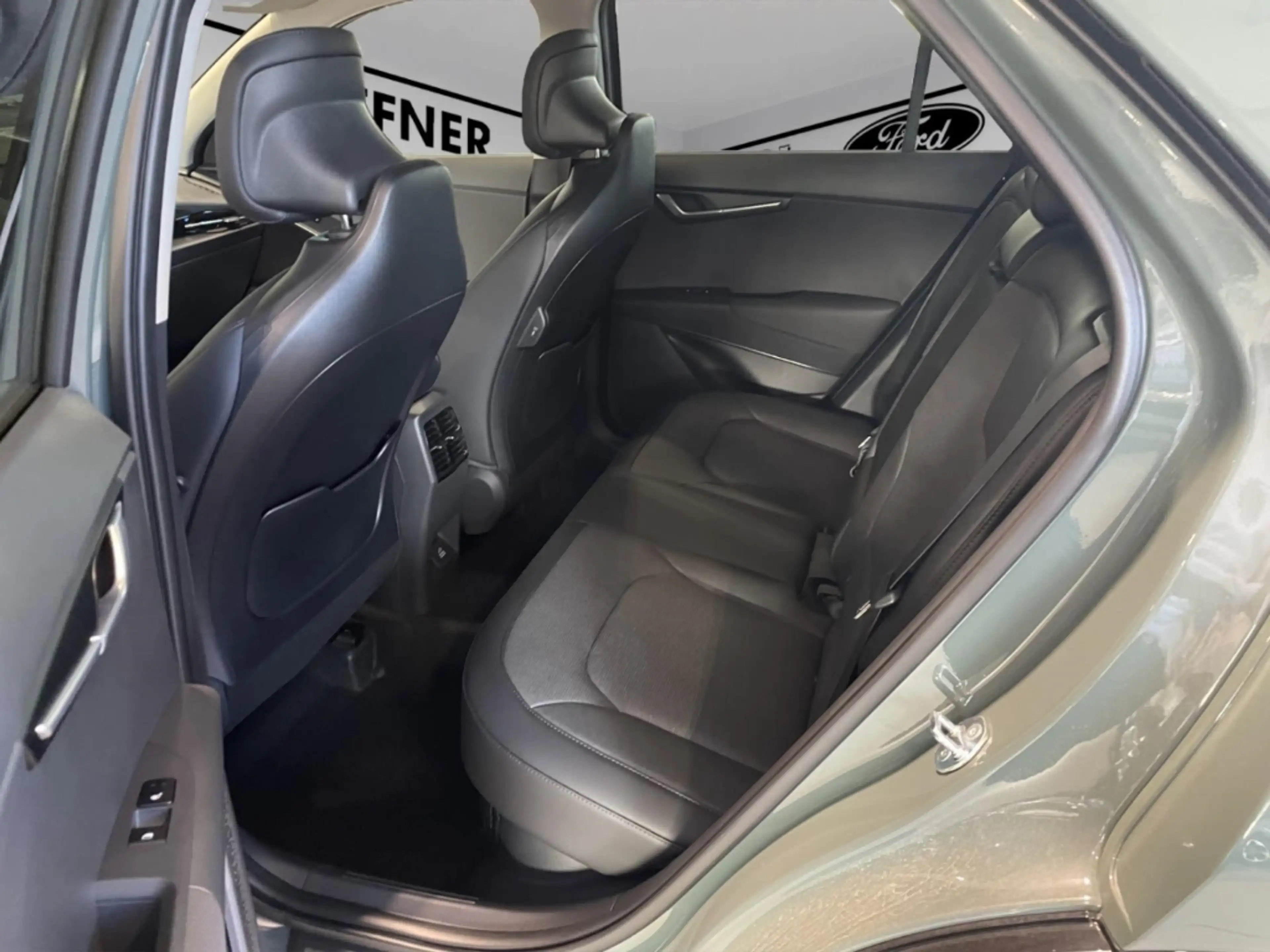 Kia Niro Hybrid Spirit Memory Sitzkühlung Harman&Kardon — photo 12
