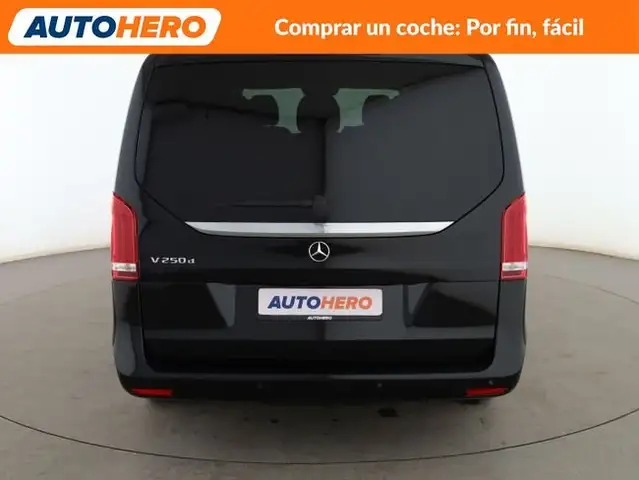 Mercedes-Benz V-Class view 5
