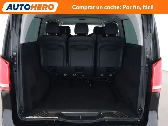 Mercedes-Benz V-Class view 18