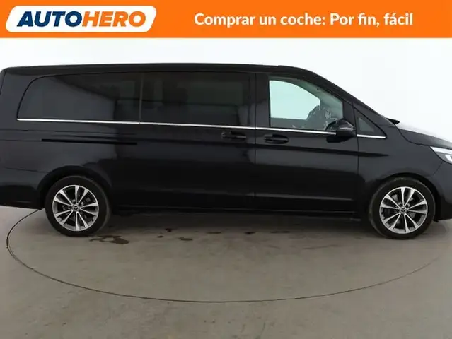 Mercedes-Benz V-Class view 7