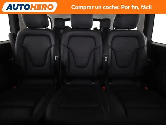 Mercedes-Benz V-Class view 16
