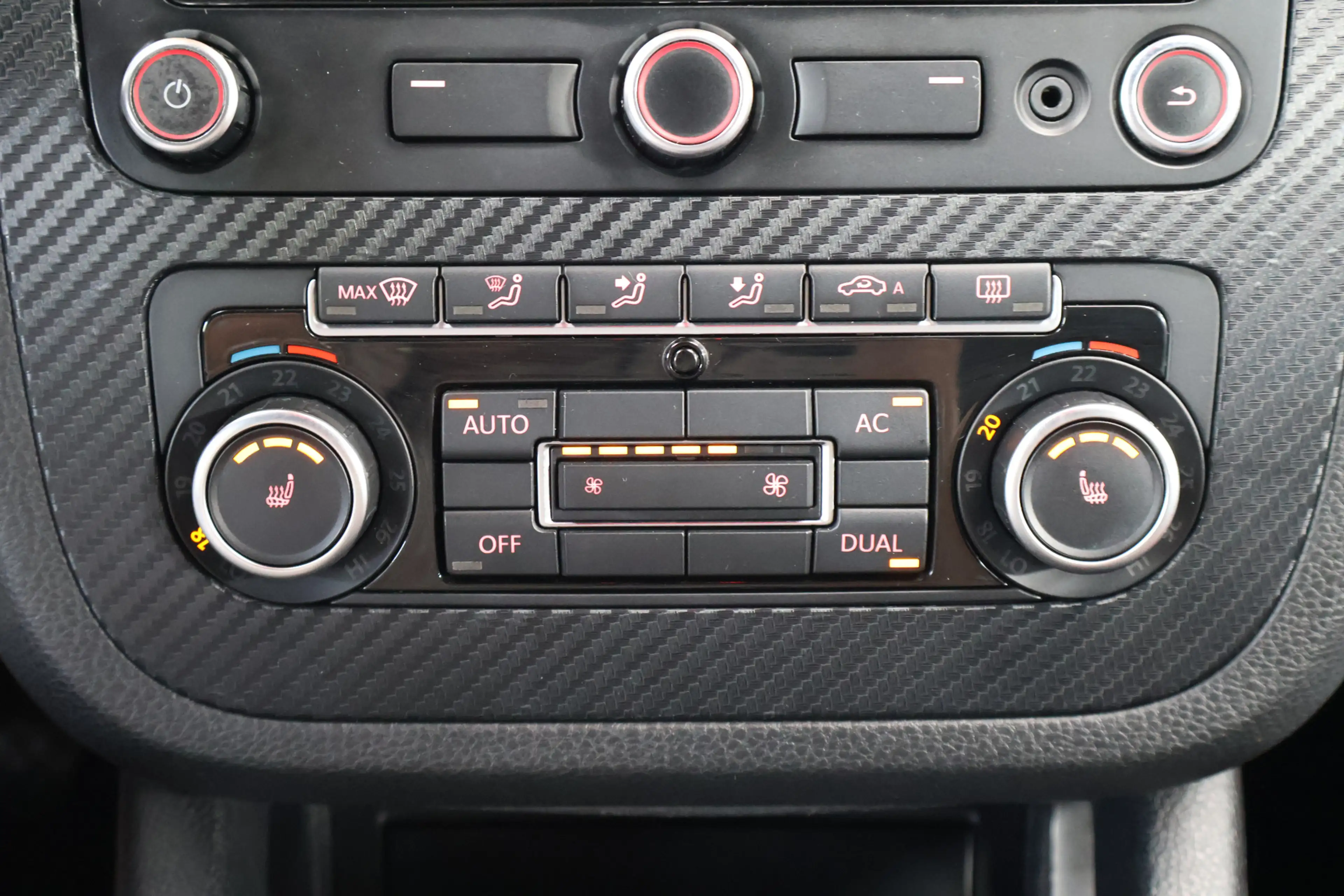 Volkswagen Scirocco 1.4 TSI Nav | Clima | Cruise | Stoelverwarming | — photo 19