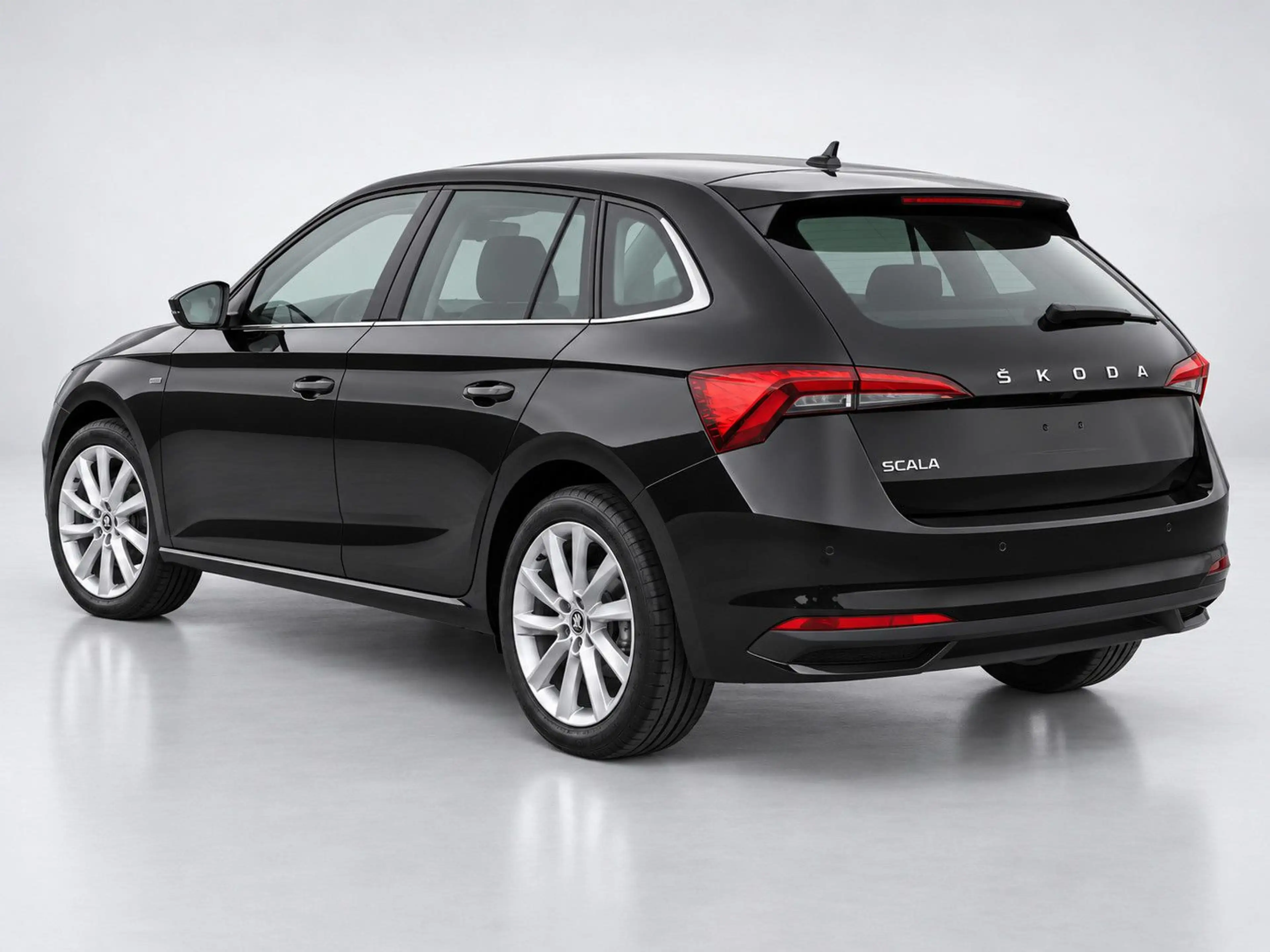 Skoda Scala 116PS DSG ACC 3xHeizung Navi-App 17 Zoll — photo 3