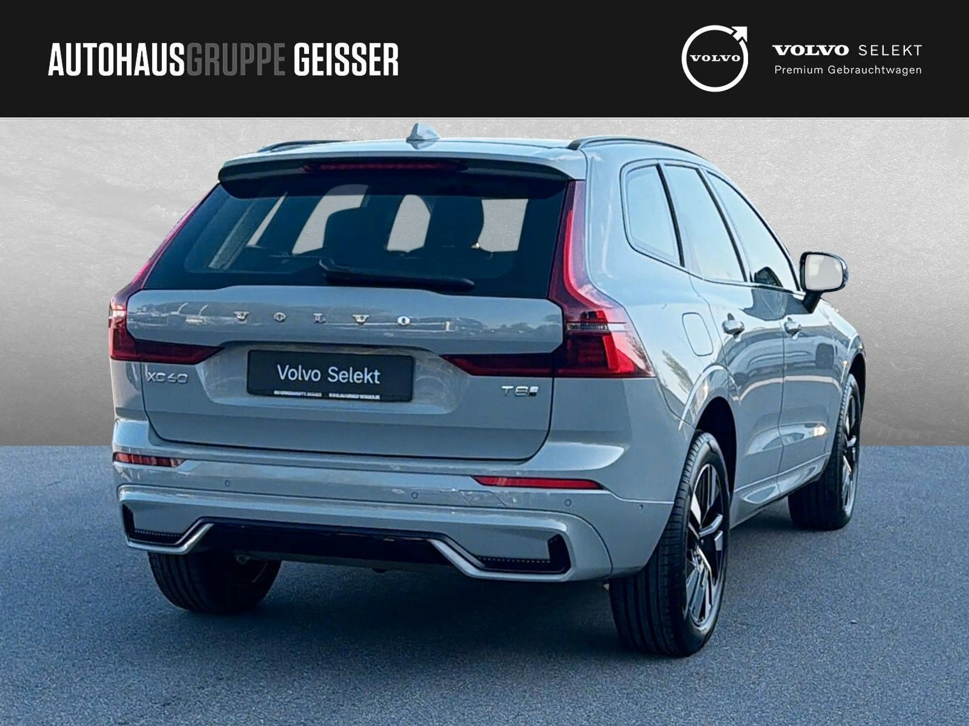 Volvo XC60 T8 AWD Plug-in-Hybrid Plus Dark ACC BLIS — photo 7