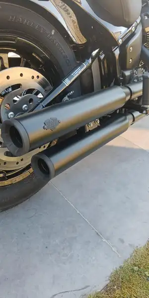 Harley-Davidson Street Bob - foto 5